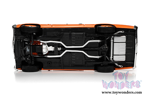 Auto World American Muscle - Chevrolet&reg; Nova&reg; SS&reg; 396 Hardtop (1970, 1/18 scale diecast model car, Hugger Orange) AMM1226