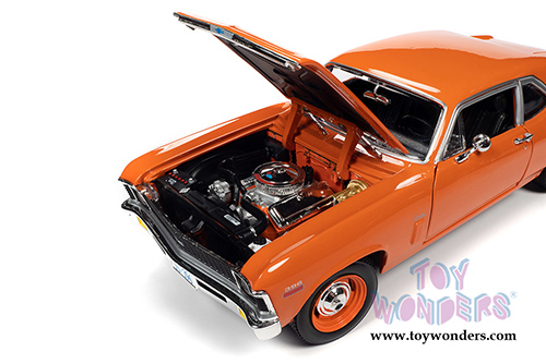 Auto World American Muscle - Chevrolet&reg; Nova&reg; SS&reg; 396 Hardtop (1970, 1/18 scale diecast model car, Hugger Orange) AMM1226