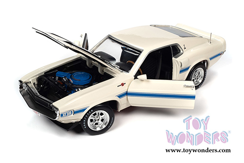 Auto World - American Muscle | Shelby GT-500® Class of '70 50th Anniversary (1970, 1/18 scale diecast model car, Wimbledon White) AMM1229