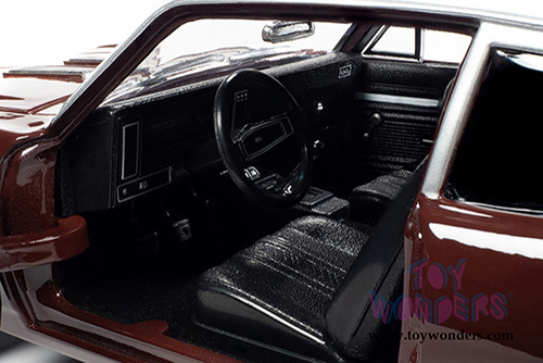 Auto World American Muscle - Chevrolet® Nova SS 396 Hardtop Muscle Car & Corvette Nationals (MCACN) (1970, 1/18 scale diecast model car, Black Cherry/White) AMM1230