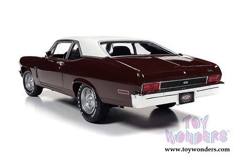 Auto World American Muscle - Chevrolet® Nova SS 396 Hardtop Muscle Car & Corvette Nationals (MCACN) (1970, 1/18 scale diecast model car, Black Cherry/White) AMM1230