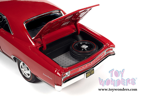 Auto World American Muscle - Hemmings Motor News | Chevrolet&reg; Chevelle&reg; SS 396 Magazine Cover Car (April 2013) (1966, 1/18 scale diecast model car, Regal Red) AMM1233