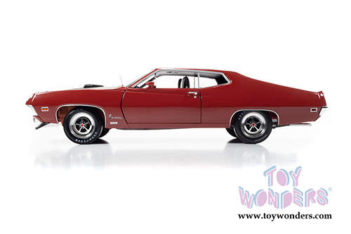 Auto World American Muscle - Ford Torino Cobra Class of '70 50th Anniversary (1970, 1/18 scale diecast model car, Candy Apple Red/Black) AMM1234