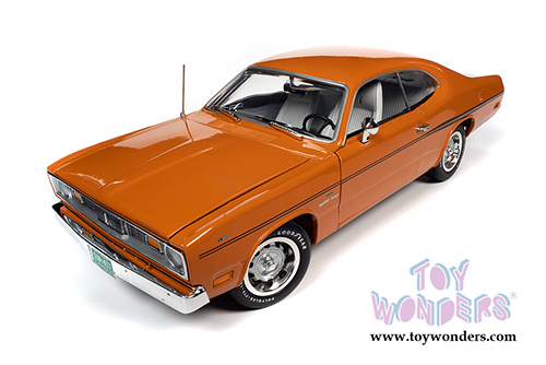 Auto World - American Muscle | Plymouth Duster 340 Hardtop Class of '70 50th Anniversary (1970, 1/18 scale diecast model car, Vitamin C Orange) AMM1239