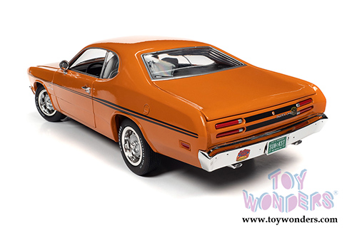 Auto World - American Muscle | Plymouth Duster 340 Hardtop Class of '70 50th Anniversary (1970, 1/18 scale diecast model car, Vitamin C Orange) AMM1239