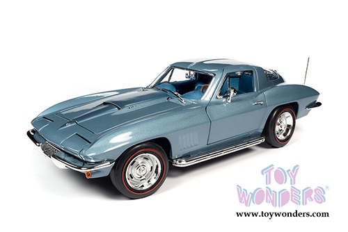 Auto World American Muscle - Chevrolet&reg; Corvette&reg; 427 Hardtop Muscle Car & Corvette Nationals (MCACN) (1967, 1/18 scale diecast model car, Elkhart Blue) AMM1241