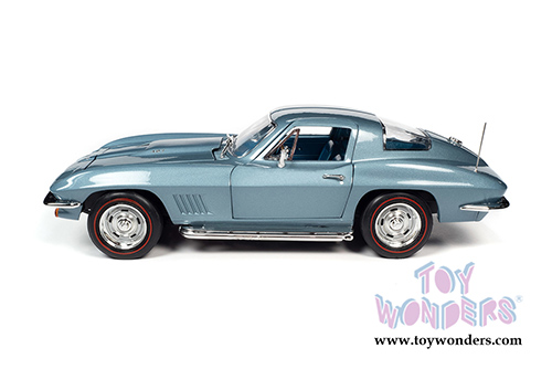 Auto World American Muscle - Chevrolet&reg; Corvette&reg; 427 Hardtop Muscle Car & Corvette Nationals (MCACN) (1967, 1/18 scale diecast model car, Elkhart Blue) AMM1241