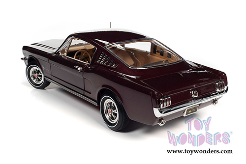 Auto World - American Muscle 30th Anniversary | Ford Mustang 2+2 Hardtop (1965, 1/18 scale diecast model car, Vintage Burgundy) AMM1248