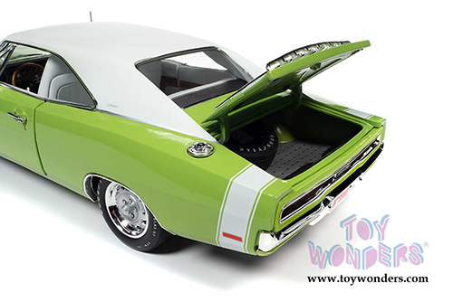 Auto World - American Muscle 30th Anniversary | Dodge Charger Hardtop (1970, 1/18 scale diecast model car, FJ5 Sublime Green) AMM1249