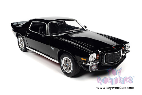 Auto World - American Muscle 30th Anniversary | Chevrolet&reg; Camaro&reg; RS/SS Hardtop Muscle Car & Corvette Nationals (MCACN) (1971, 1/18 scale diecast model car, Tuxedo Black) AMM1250