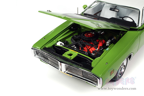 Auto World - American Muscle 30th Anniversary | Dodge Charger Super Bee Class of '71 (1971, 1/18 scale diecast model car, FJ6 Green Go) AMM1260