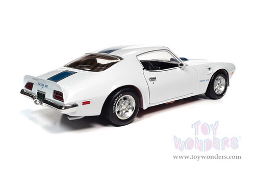 Auto World - American Muscle 30th Anniversary | Pontiac&reg; Firebird&reg; T/A Trans Am Class of '71 (1971, 1/18 scale diecast model car, Cameo White) AMM1267