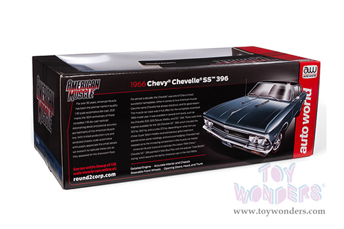 Auto World American Muscle - Chevrolet&reg; Chevelle&reg; SS&trade; 396 Hardtop (1966, 1/18 scale diecast model car, Mist Blue/Black top) AMM1282