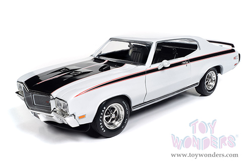 Auto World American Muscle - Buick® GSX™ Hardtop Muscle Car & Corvette Nationals (MCACN) (1970, 1/18 scale diecast model car, Apollo White) AMM1322 MAP: $99.99