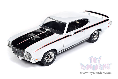 Auto World American Muscle - Buick® GSX™ Hardtop Muscle Car & Corvette Nationals (MCACN) (1970, 1/18 scale diecast model car, Apollo White) AMM1322 MAP: $99.99