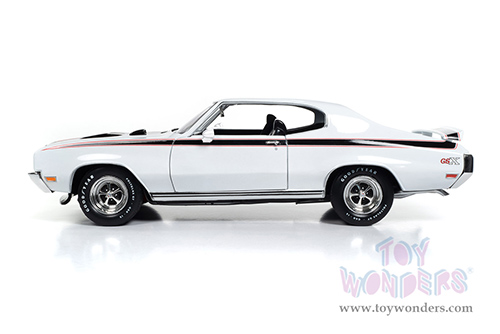 Auto World American Muscle - Buick® GSX™ Hardtop Muscle Car & Corvette Nationals (MCACN) (1970, 1/18 scale diecast model car, Apollo White) AMM1322 MAP: $99.99