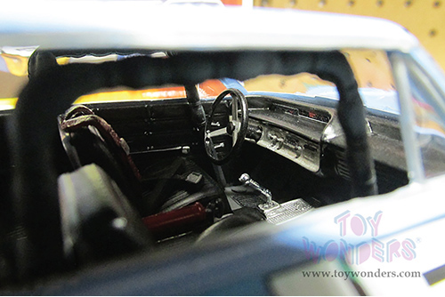 AMT - Model Kit | Chevrolet&reg; Impala SS 4-In-1 (1963, 1/25 scale Plastic model Kit) AMT1149M/12 MAP: $27.99