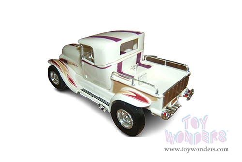 AMT - Model Kit | George Barris Ala Kart Pickup Truck (1/25 scale Plastic model Kit, White) AMT1330/12 MAP: $31.99