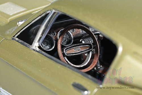 AMT - Model Kit | Shelby&reg; GT-500&reg; Hardtop (1968, 1/25 scale Plastic model Kit, Lime Gold) AMT634M/12