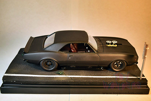 AMT - Model Kit | Chevrolet&reg; Camaro Z/28&reg; 2-in-1 (1968, 1/25 scale Plastic model Kit) AMT868/12