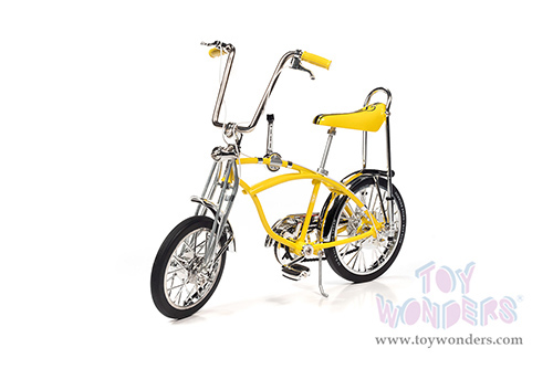 AMT - Schwinn&reg; Stik-Shift Sting-Ray&reg; "The Lemon Peeler&reg; Krate" Bicycle (1970, 1/6 scale diecast model bike, Yellow) AMTD005/12