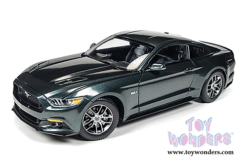 Auto World ERTL - Muscle Cars USA Ford Mustang GT Hard Top (2015, 1/18 scale diecast model car, Guard Green) AW225