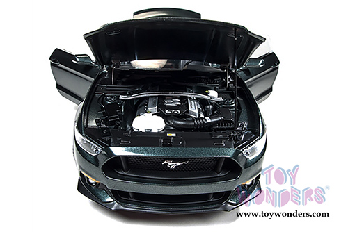 Auto World ERTL - Muscle Cars USA Ford Mustang GT Hard Top (2015, 1/18 scale diecast model car, Guard Green) AW225
