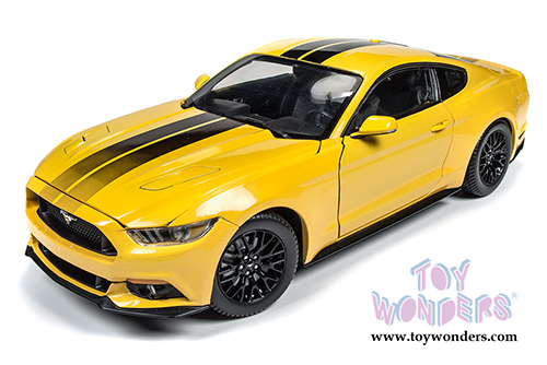 Auto World - Muscle Cars USA | Ford Mustang GT Hard Top (2016, 1/18 scale diecast model car, Yellow) AW229