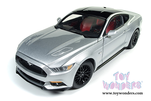 Auto World - Muscle Cars USA | Ford Mustang GT Hard Top (2017, 1/18 scale diecast model car, Silver) AW237