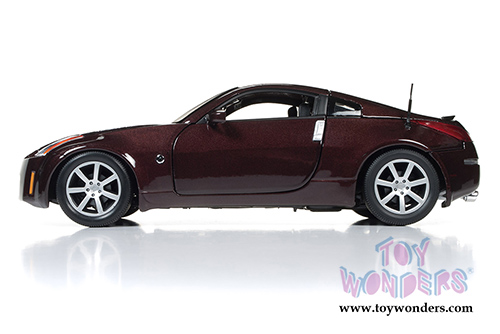 Auto World - Nissan 350 Coupe (2003, 1/18 scale diecast model car, Maroon) AW240
