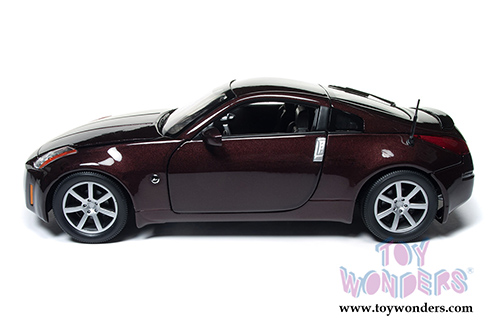 Auto World - Nissan 350 Coupe (2003, 1/18 scale diecast model car, Maroon) AW240