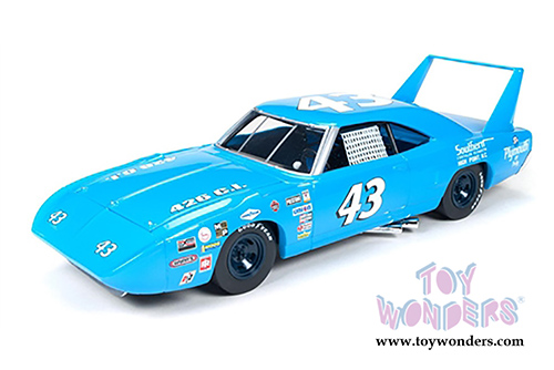 Auto World - Plymouth Superbird #43 Race Car (1970, 1/24 scale diecast model car, Light Blue) AW24002