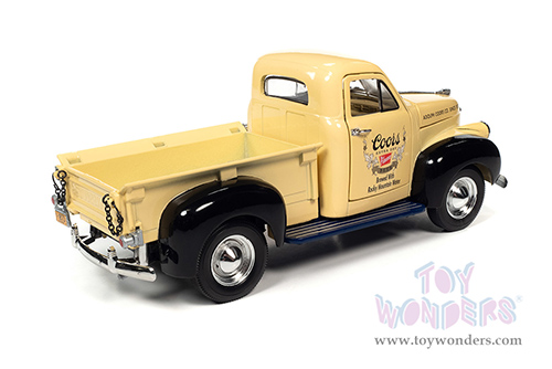 Auto World - Studebaker Pickup Truck - Coors Beer (1947, 1/24 scale diecast model car, Tan) AW24012