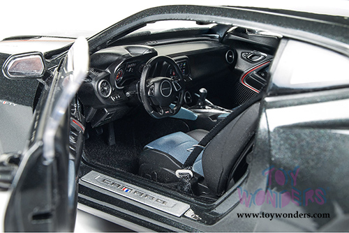 Auto World - Muscle Cars USA | Chevy Camaro SS&trade; 50th Anniversary Hardtop (2017, 1/18 scale diecast model car, Nightfall Gray Metallic) AW243