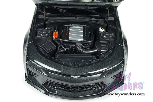 Auto World - Muscle Cars USA | Chevy Camaro SS&trade; 50th Anniversary Hardtop (2017, 1/18 scale diecast model car, Nightfall Gray Metallic) AW243