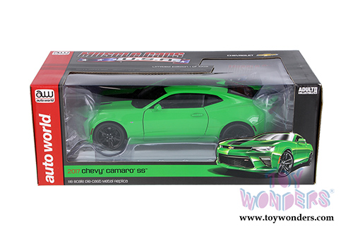 Auto World - Muscle Cars USA | Chevy&reg; Camaro&reg; SS&trade; Hardtop (2017, 1/18 scale diecast model car, Green) AW244 MAP: $84.95