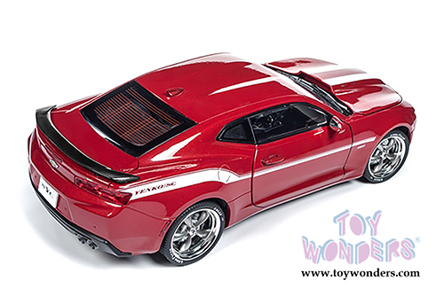 Auto World - Muscle Cars USA | Yenko&reg; Chevy&reg; Camaro&reg; Hardtop (2017, 1/18 scale diecast model car, Red) AW246