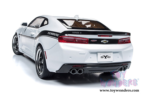 Auto World Muscle Cars USA | Yenko&reg; Stage II Chevrolet&reg; Camaro&reg; Hardtop (2018, 1/18 scale diecast model car, White) AW253