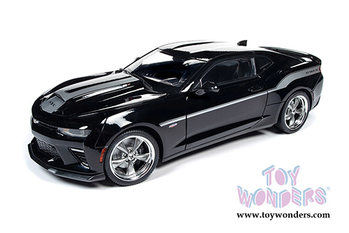 Auto World - Muscle Cars USA | Yenko&reg; Stage 1 Chevy&reg; Camaro&reg; Hardtop (2018, 1/18 scale diecast model car, Mosaic Black/Silver stripes) AW254