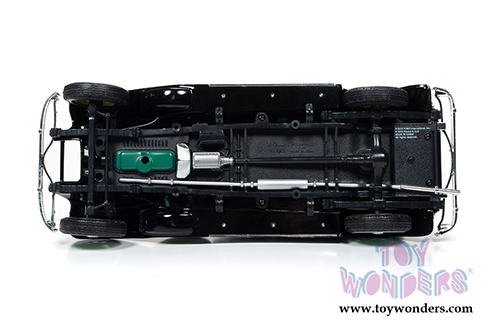 Auto World - Peerless Master 8 Sedan (1931, 1/18 scale diecast model car, Tri-Tone Green) AW261