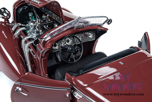 Auto World - Auburn 851 Speedster (1935, 1/18 scale diecast model car, Plum Burgundy) AW262