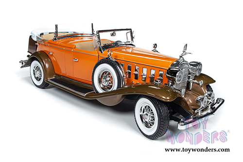 Auto World - Cadillac&reg; V16 Sports Phaeton Convertible (1932, 1/18 scale diecast model car, Orange) AW264