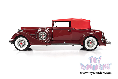 Auto World - Packard V12 Victoria Hardtop (1934, 1/18 scale diecast model car, Burgundy) AW271