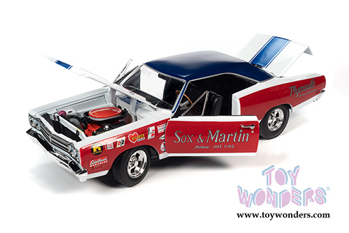 Auto World Legends of the Quarter Mile - Plymouth Road Runner "Sox & Martin" (1969, 1/18 scale diecast model car, Red/White/Blue) AW276