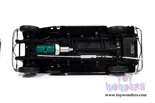 Auto World - Peerles Master 8 Sedan (1931, 1/18 scale diecast model car, Cinnamon/Black) AW284