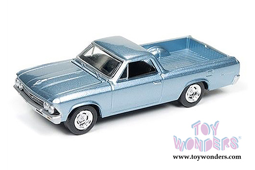 Auto World - Deluxe Series Chevy&reg; El Camino&trade;(1966,1/64 scale diecast model car, Light Blue) AW64031/24B