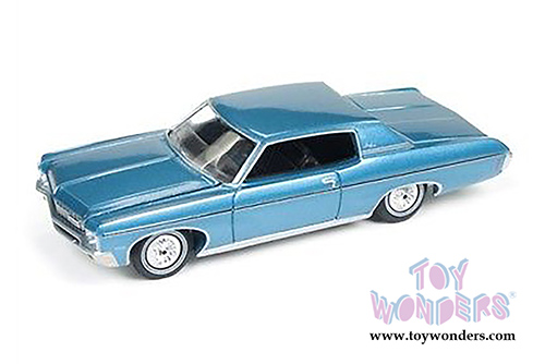 Auto World - Deluxe Series Chevy&reg; Impala&trade; Hardtop (1970,1/64 scale diecast model car, Blue) AW64102/24A