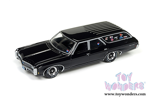 Auto World - Muscle Wagons | Chevy&reg; Kingswood&trade; Estate Hard Top (1969,1/64 scale diecast model car, Gloss Black) AW64142/24B