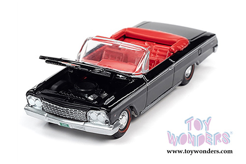 Auto World - Vintage Muscle Chevrolet&reg; Impala SS 409 Convertible (1962,1/64 scale diecast model car, Gloss Black) AWSP045/24B