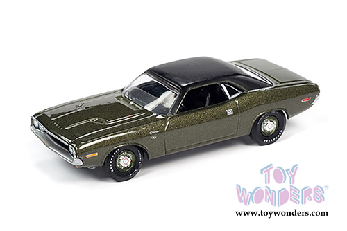 Auto World - Hemmings Muscle Machines | Dodge Challenger R/T Hardtop (1970,1/64 scale diecast model car, Dark Green/Black) AWSP050/24A